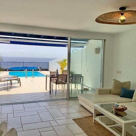 Frontline Villa 26, Modern Coastal Design With Amazing Views プエルト・カレロ エクステリア 写真