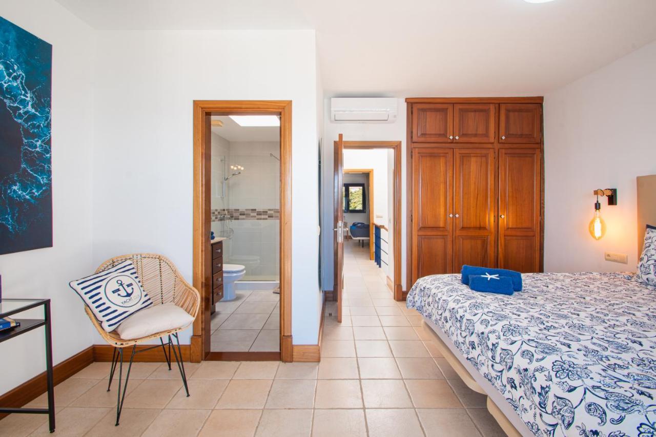 Frontline Villa 26, Modern Coastal Design With Amazing Views プエルト・カレロ エクステリア 写真