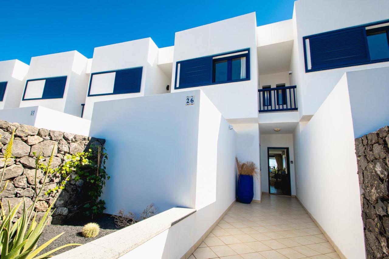 Frontline Villa 26, Modern Coastal Design With Amazing Views プエルト・カレロ エクステリア 写真