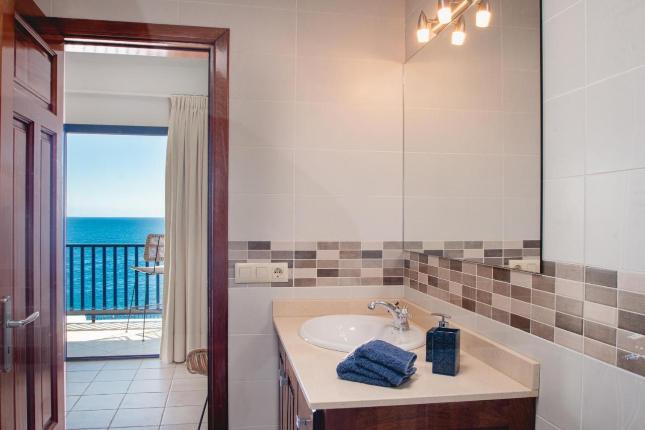 Frontline Villa 26, Modern Coastal Design With Amazing Views プエルト・カレロ エクステリア 写真