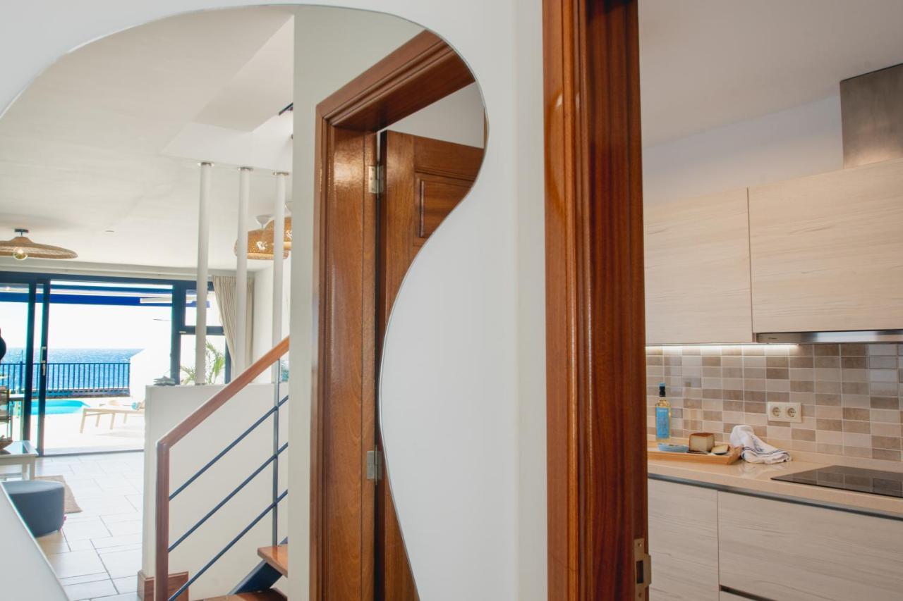 Frontline Villa 26, Modern Coastal Design With Amazing Views プエルト・カレロ エクステリア 写真